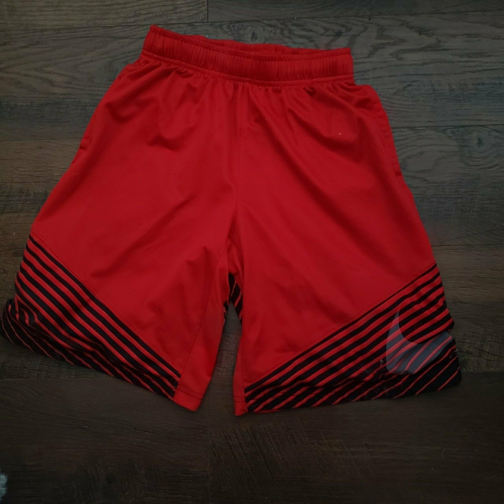 YM Nike Elite Red Shorts